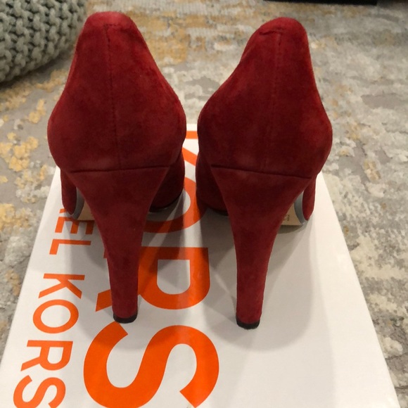 Michael Kors red heels - Picture 3 of 5